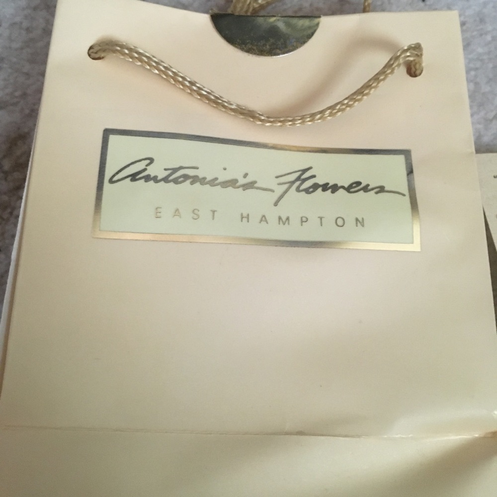 Antonina’s Flowers sample bag